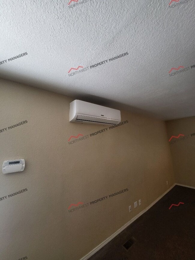 Building Photo - STATUS: *AVAILABLE* | R28 | $1895 + $100 FLAT RATE FOR W/S