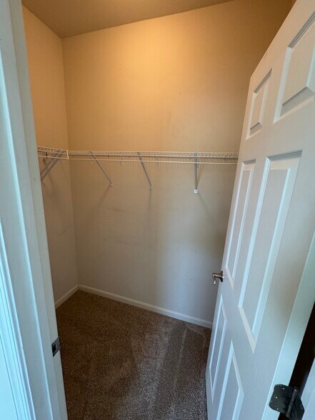 Enjoy the big walk-in closet of the third bedroom. - 44520 Gray Wolf St