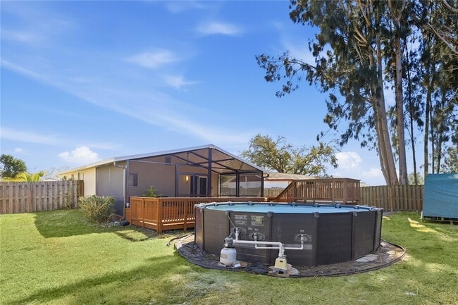 Building Photo - 5320 Moeller Ave