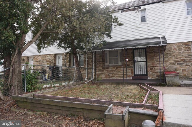 Building Photo - 4926 Edgemere Ave