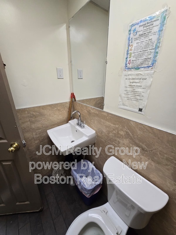 Building Photo - 191 Green St