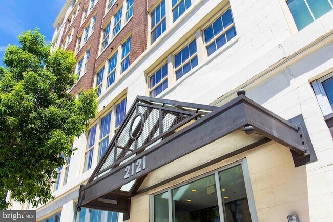 Building Photo - 2121 41 Market Street Unit 618