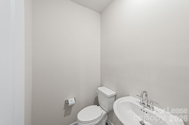 Building Photo - 1104 Bandon Dr