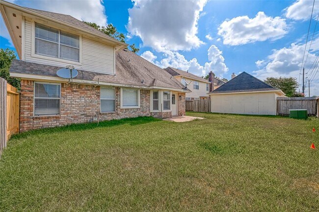 Building Photo - 2230 Bent River Dr