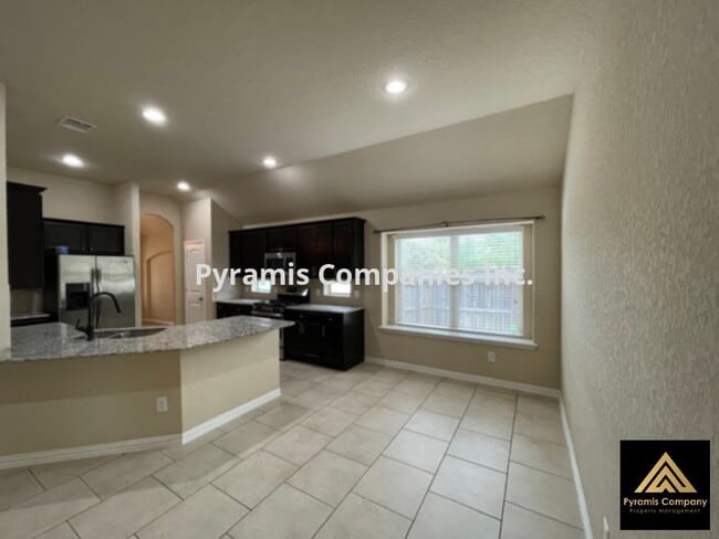 Building Photo - 15231 Stagehand Dr