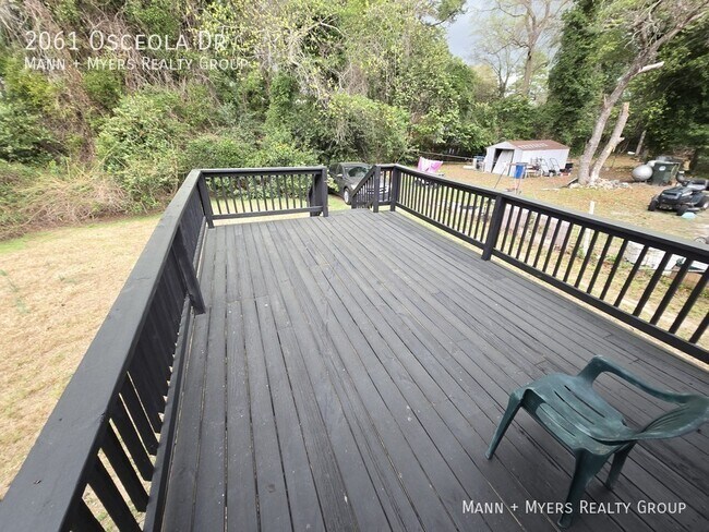 Building Photo - 2061 Osceola Dr