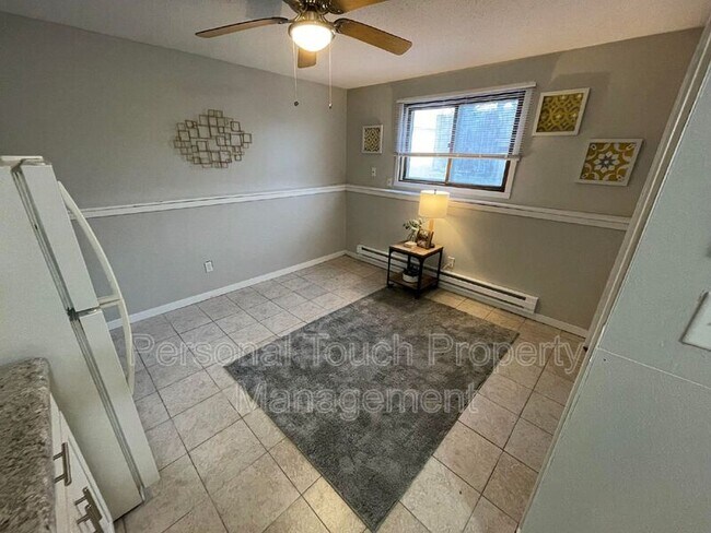 Building Photo - 717 30th St N