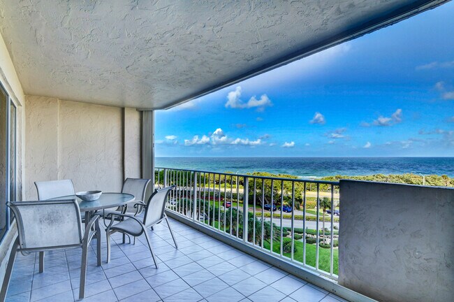 Building Photo - 4301 N Ocean Blvd