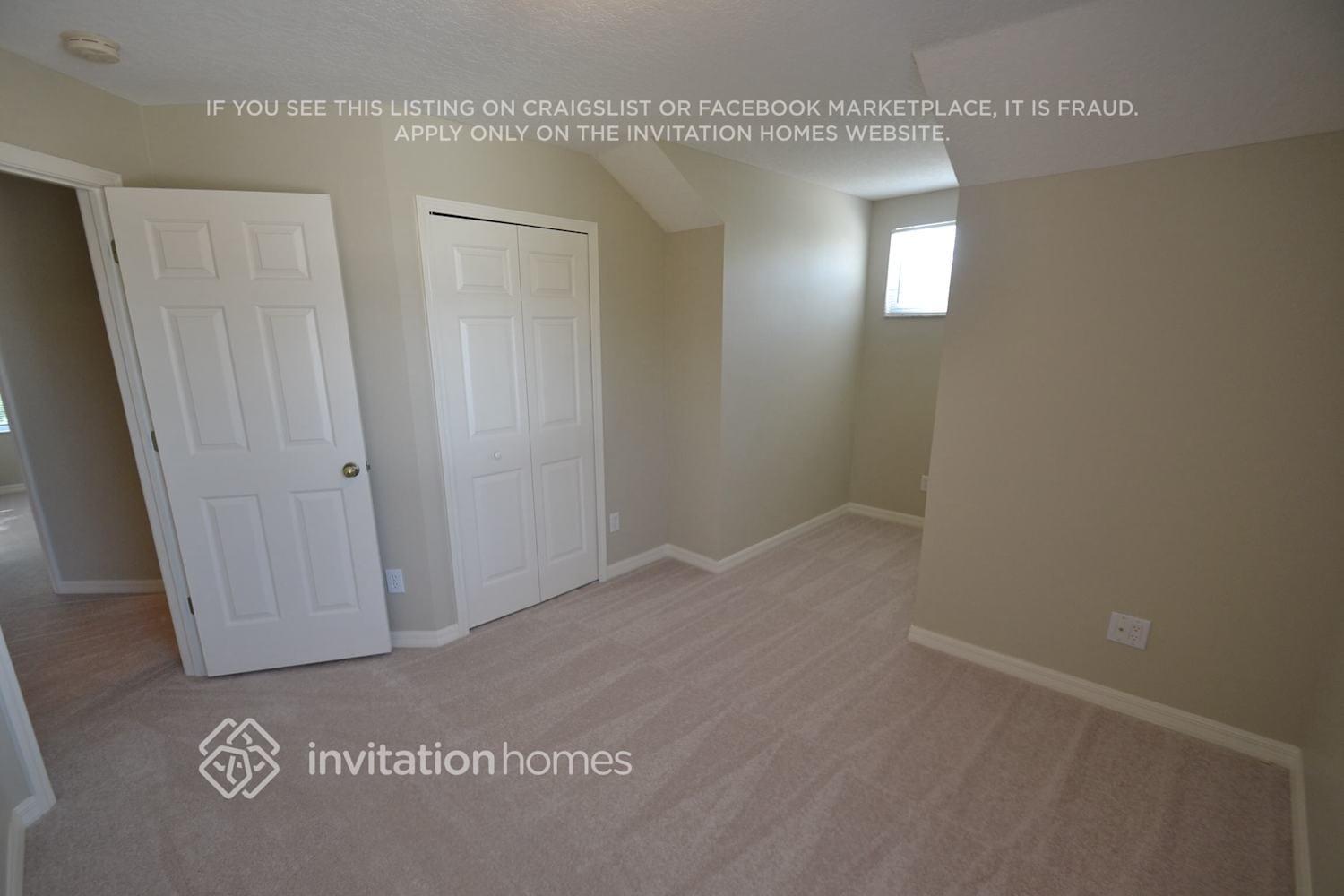 Building Photo - 10301 Lakeside Vista Dr