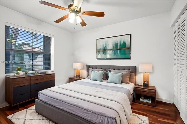 Building Photo - 1046 Satinleaf St