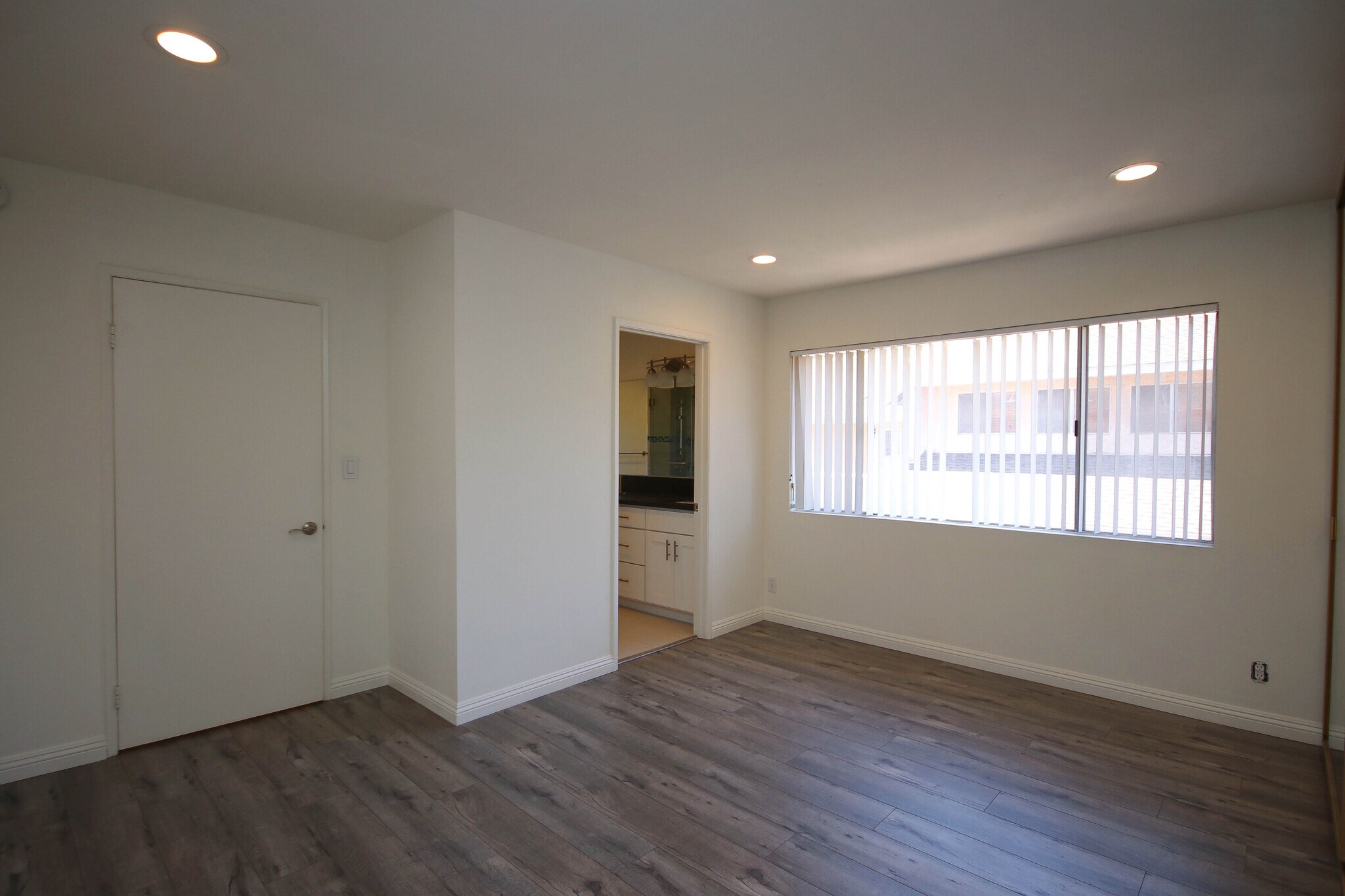 Building Photo - 1508 Dixon St