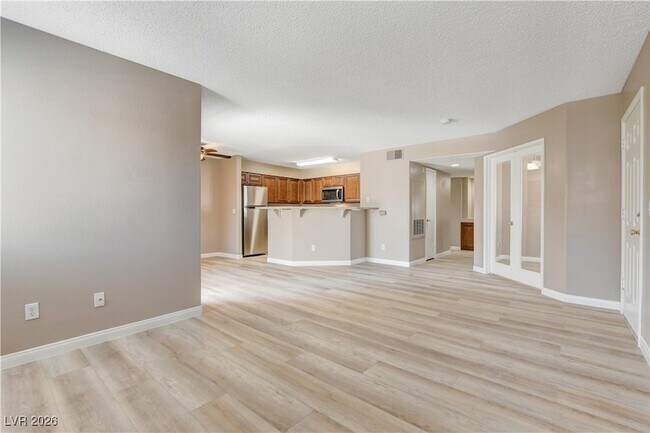 Building Photo - 760 Hunters Creek Ln