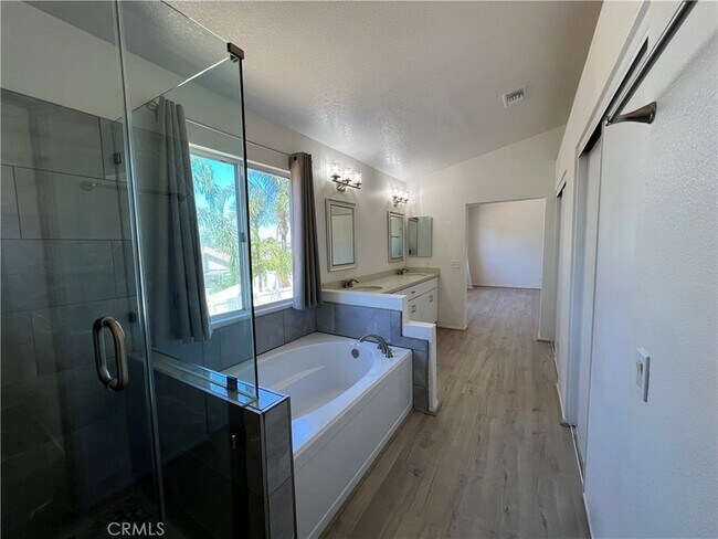 Building Photo - 9251 Middlefield Dr