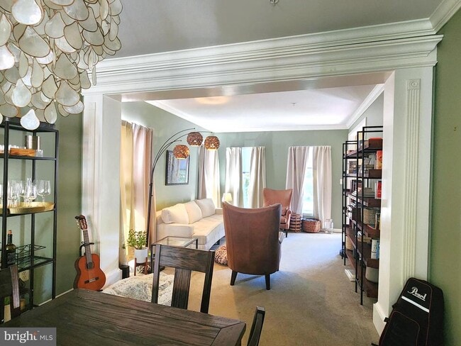 Building Photo - 8008 Race Horse Ln