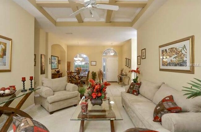 Building Photo - 692 Shadow Bay Way