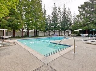 Building Photo - 3 bedroom 2 bath Townhome - Greenmeadow Neighborhood Palo Alto!  $6800