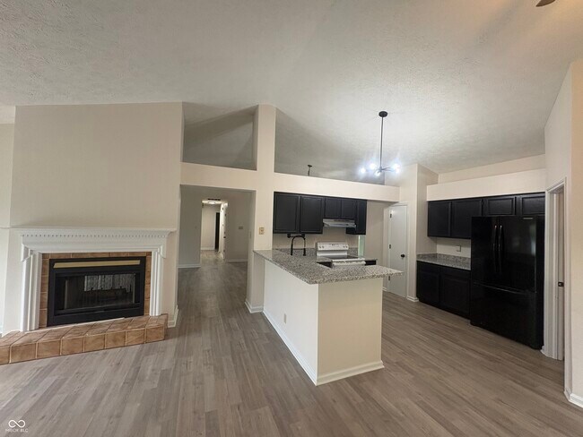 Building Photo - 7630 Lippincott Way
