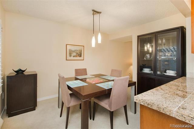 Building Photo - 9030 E Cherry Creek S Dr