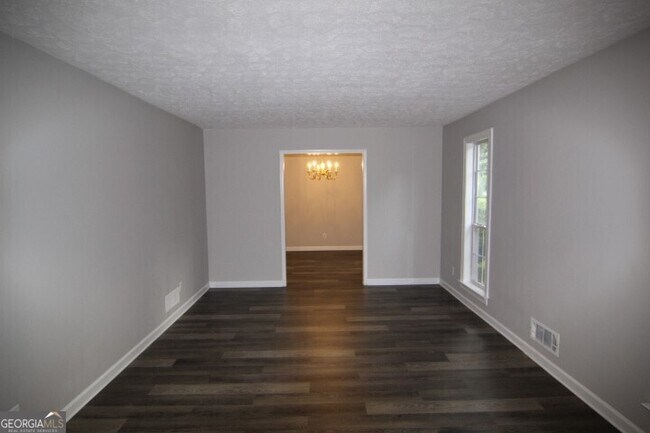 Building Photo - 3765 Manor House Dr