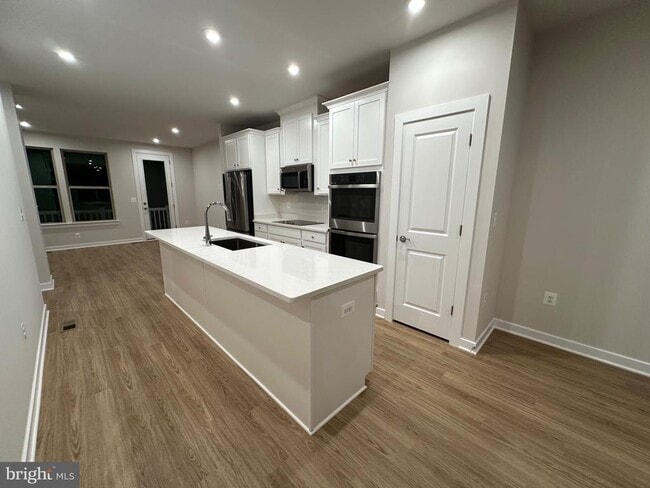 Building Photo - 13744 Cobble Lp