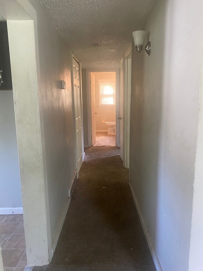 Hallway - 32 Barcelona Ave