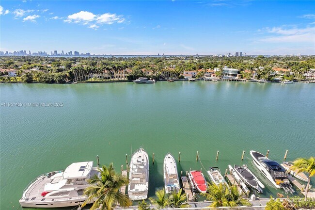Building Photo - 5600 Collins Ave