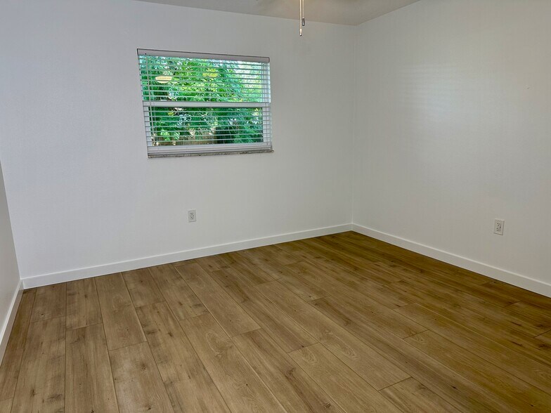 2nd Bedroom - 652 37th St N