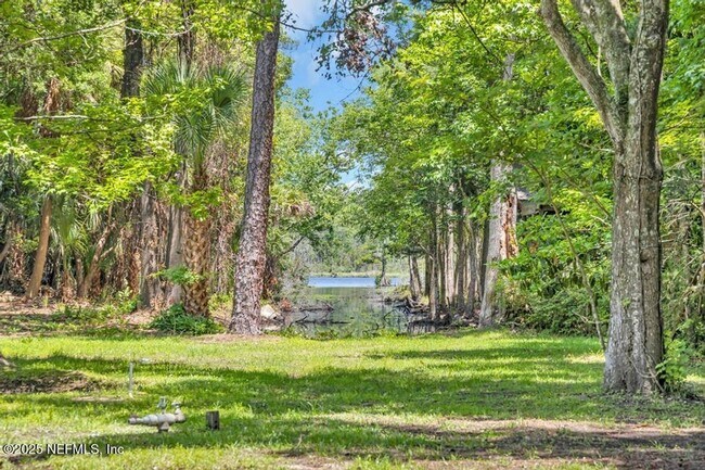 Building Photo - Waterfront 3 BR 2 BA Remodeled Rental Home