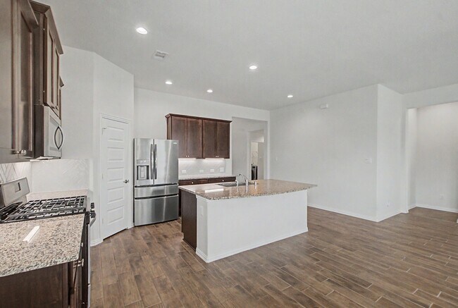 Building Photo - 15404 Bicknells Thrush Ct