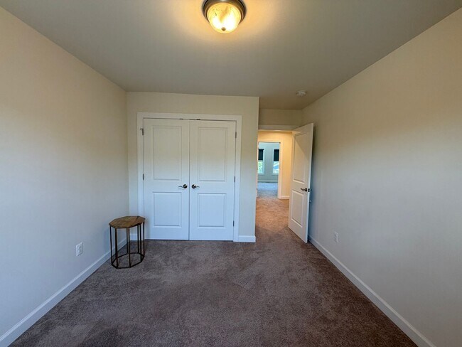 Building Photo - 3155 Horizon Rd