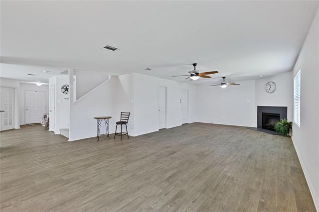 Building Photo - 520 Del Mar Dr