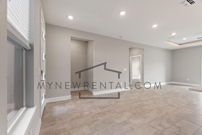 Building Photo - Deposit-Free! Modern, energy efficient hom...