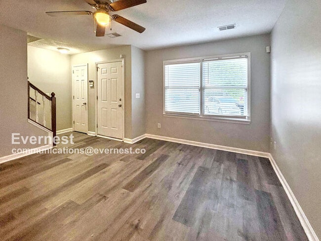 Building Photo - 4753 Cheshire Cir