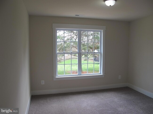 Building Photo - 43 Lee St