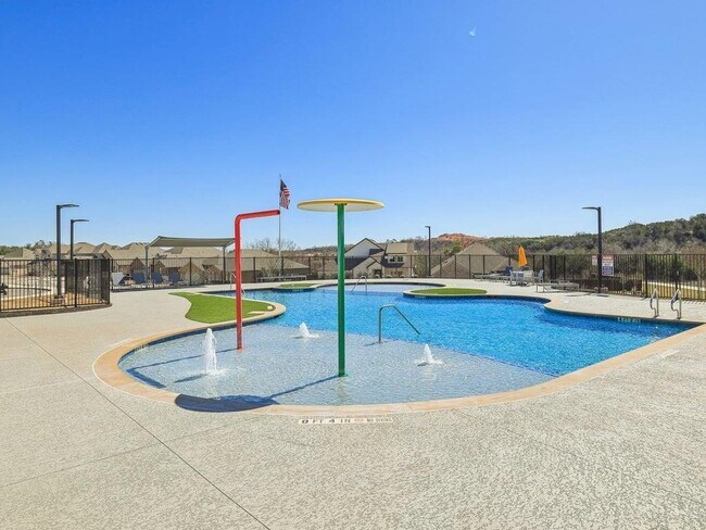 Building Photo - 129 Bruin Paw Dr