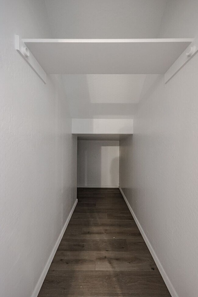 Building Photo - COMING SOON!! Beautiful 4Bed/2.5 bath In San Tan Valley