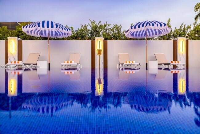 Building Photo - 3221 SW 140th Ave