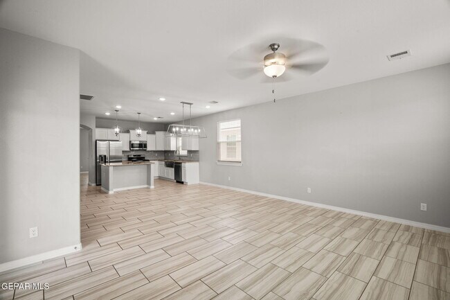 Building Photo - 14760 Sam Garcia Ave