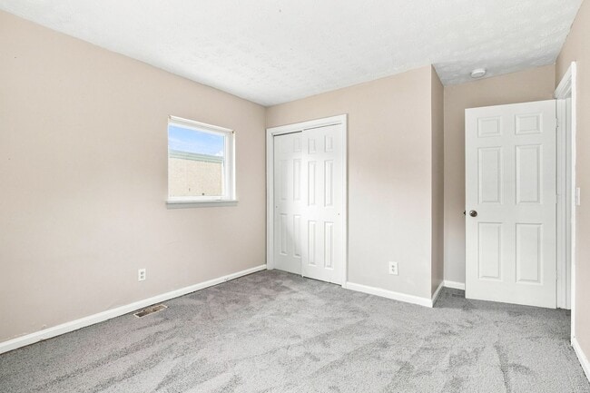 Building Photo - 1813 E 26th Ave
