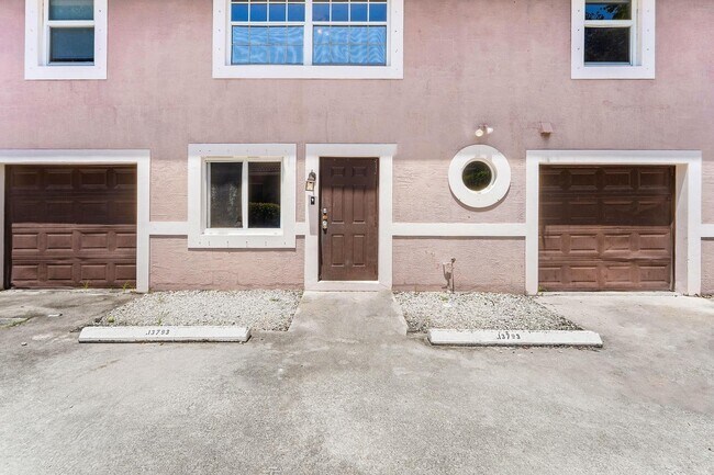 Building Photo - 13789 Yarmouth Dr
