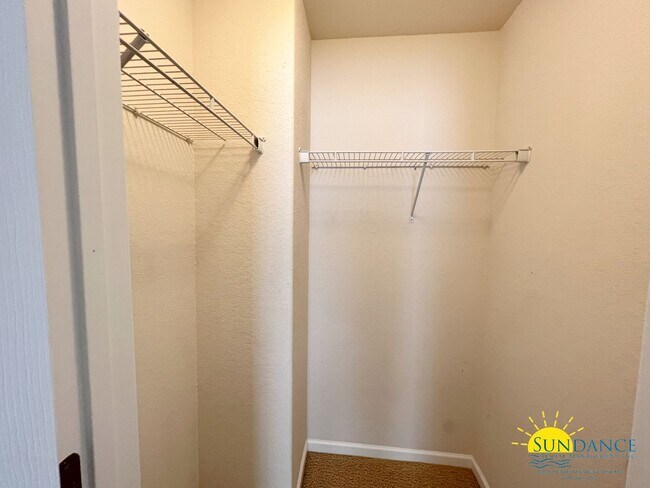 Building Photo - Beautiful townhome in the heart of Niceville!