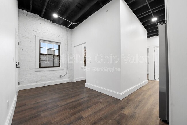 Building Photo - 2151 Colerain Ave