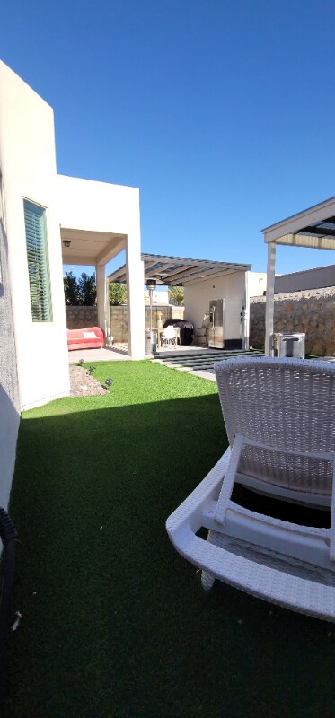 Building Photo - 12604 Josie Tinajero Ave