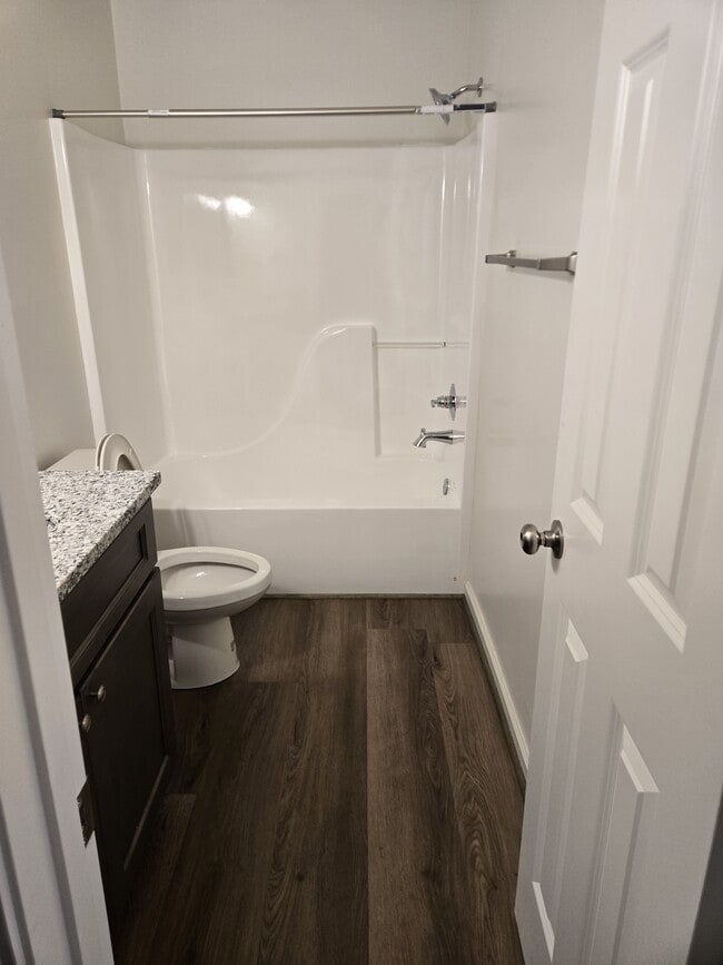 Building Photo - 3703 Southborough Rd