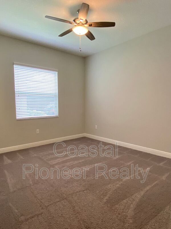 Building Photo - 31134 Spruceberry Ct