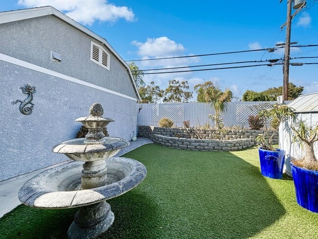 Building Photo - Beautiful 3BD/2BA House in Clairemont W/ W...