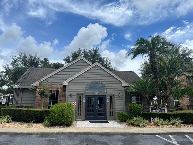 Building Photo - 2500 Winding Creek Blvd