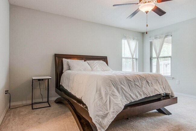 Building Photo - 2362 Duncan Ridge Dr