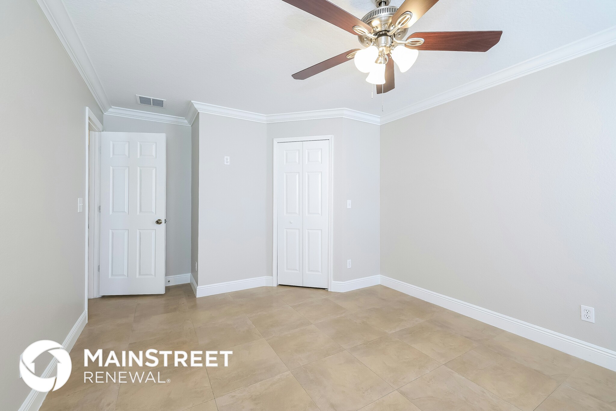 Building Photo - 4609 Doral Park Ave