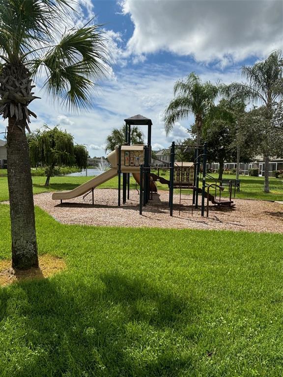 Building Photo - 7635 Plantation Cir